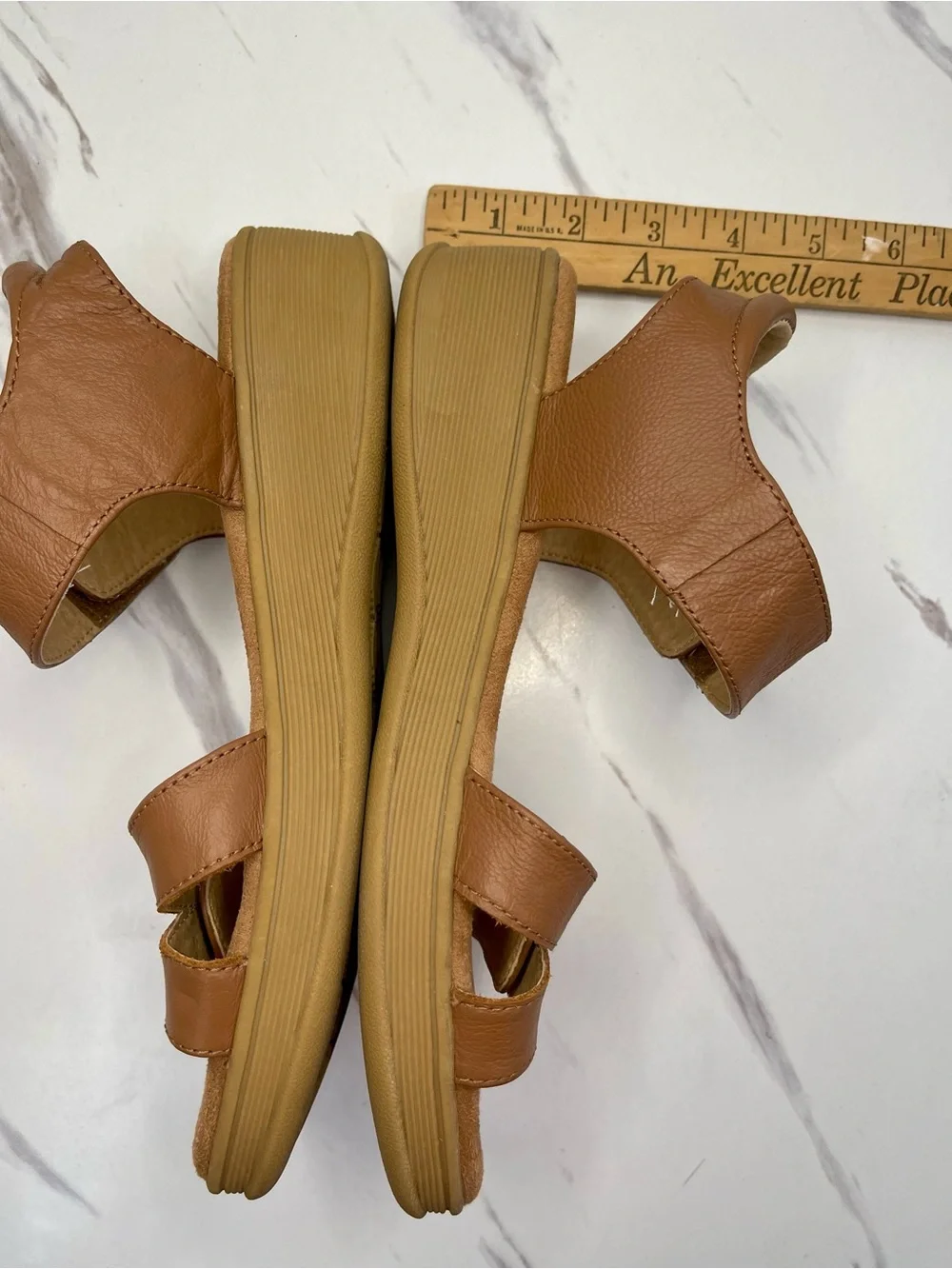 Lands' End Women's Brown Leather Adjustable Strap Sandals cushioned footbed Sz 9